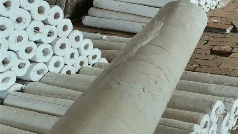 保温层厚度计算公式如下：