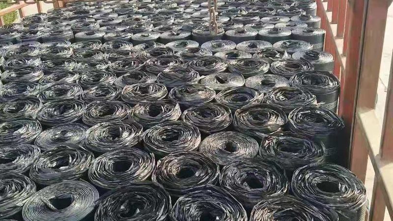 喷涂聚氨酯保温材料施工步骤全解析**